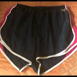 Women’s / Juniors Athletic Shorts